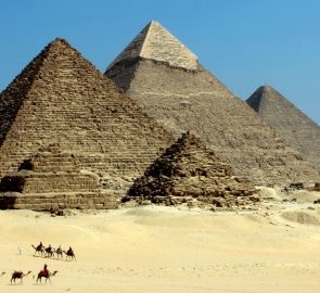 13 Oldest Buildings in the World